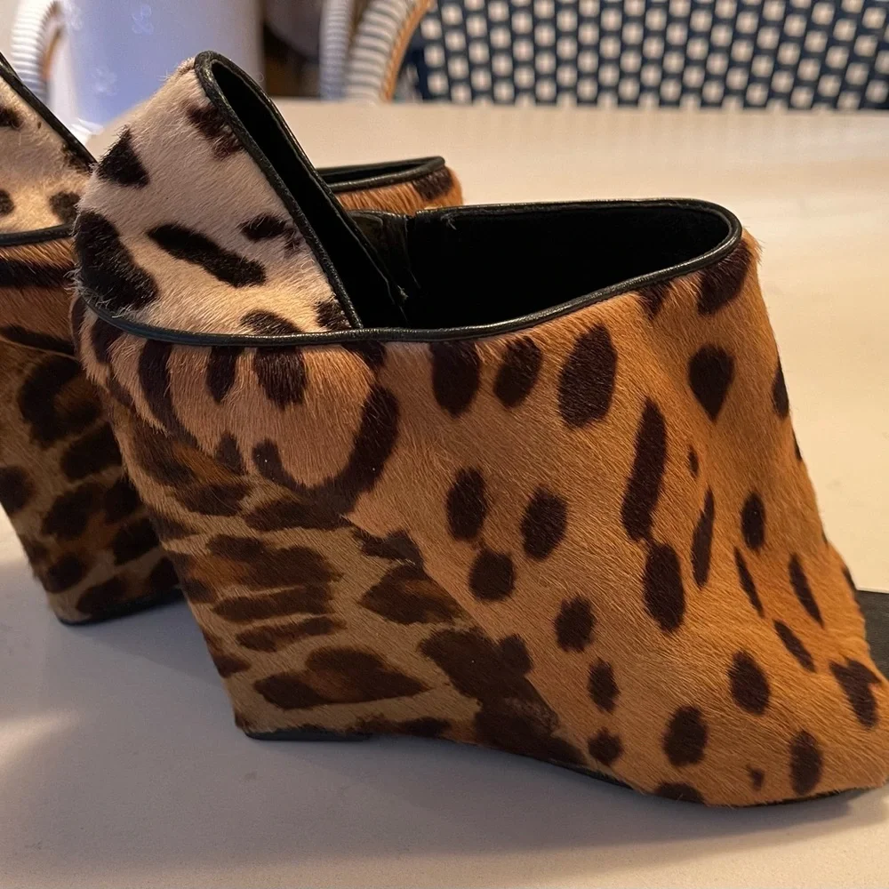 Alexander Wang Iconic Wedges - Picture 3 of 8